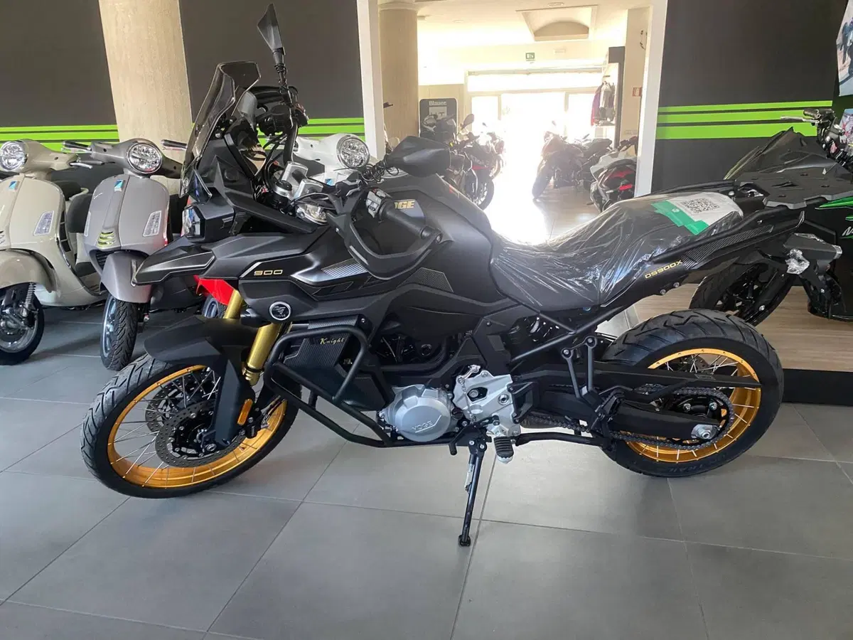 Voge Valico 900DSX (2024 - 26) (2)