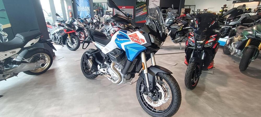 Moto Guzzi Stelvio Duecento Tributo (2025) (2)