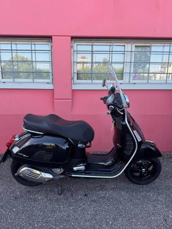 Vespa GTS 300 Supertech Hpe (2021 - 22)