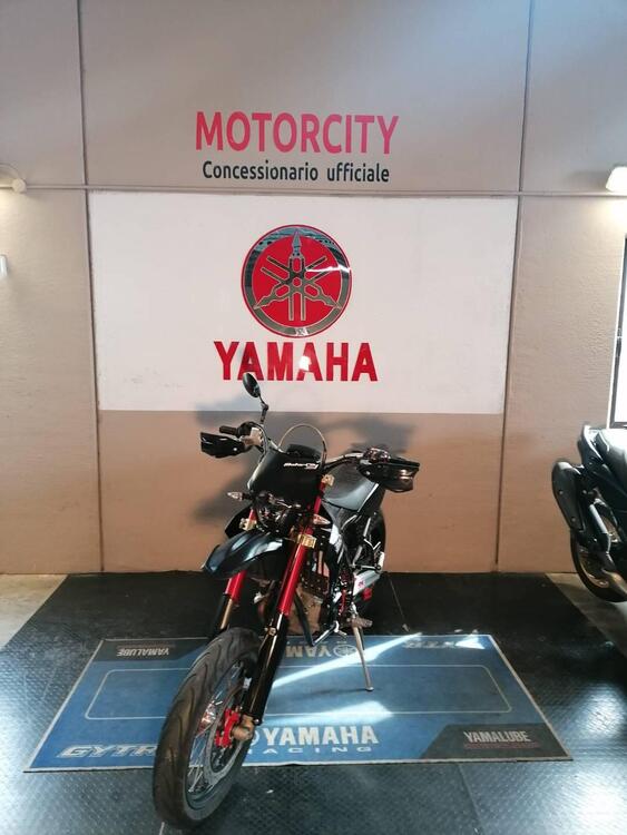 Fantic Motor XMF 125 Motard Performance 4t (2021 - 22) (3)