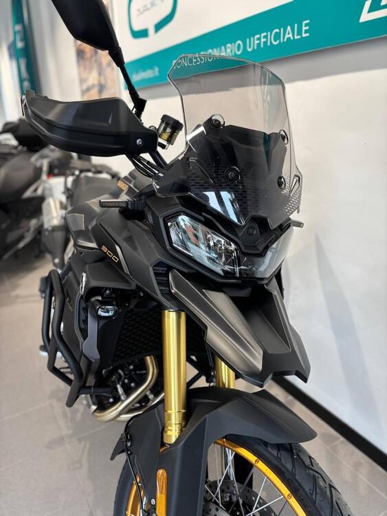 Voge Valico 900DSX (2024 - 25) (3)