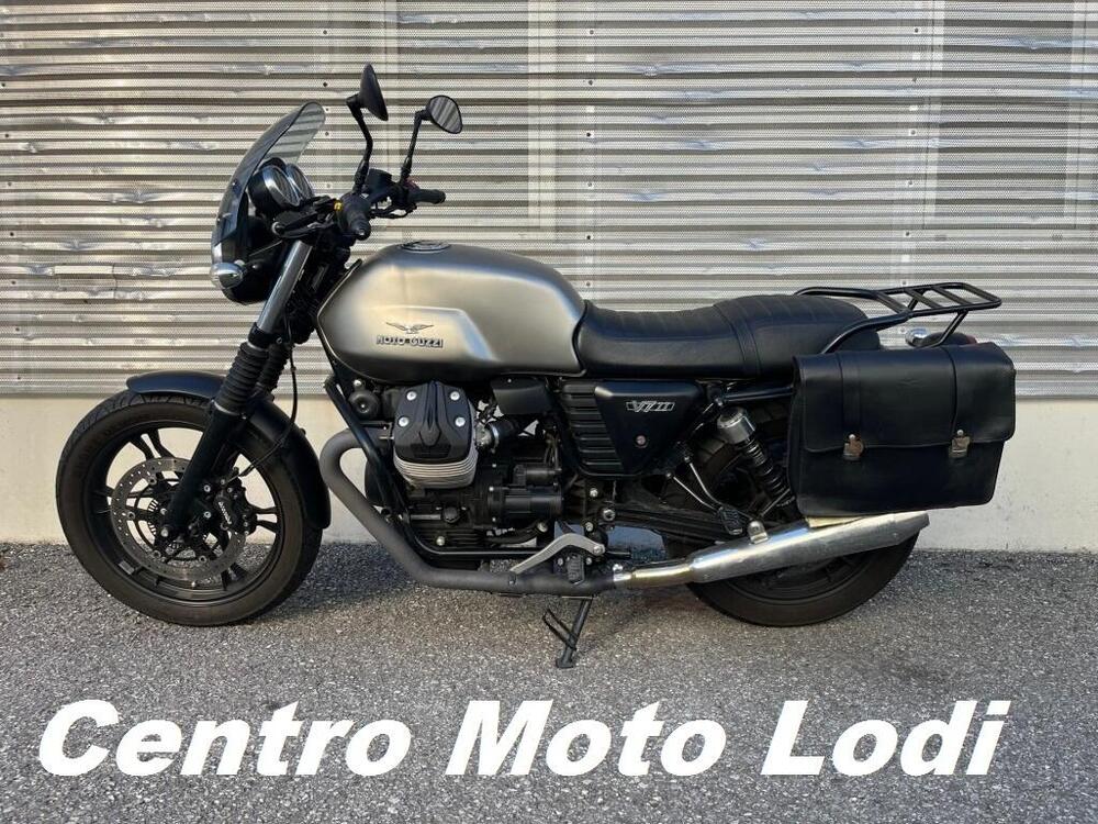 Moto Guzzi V7 II Stone (2015 - 17) (3)