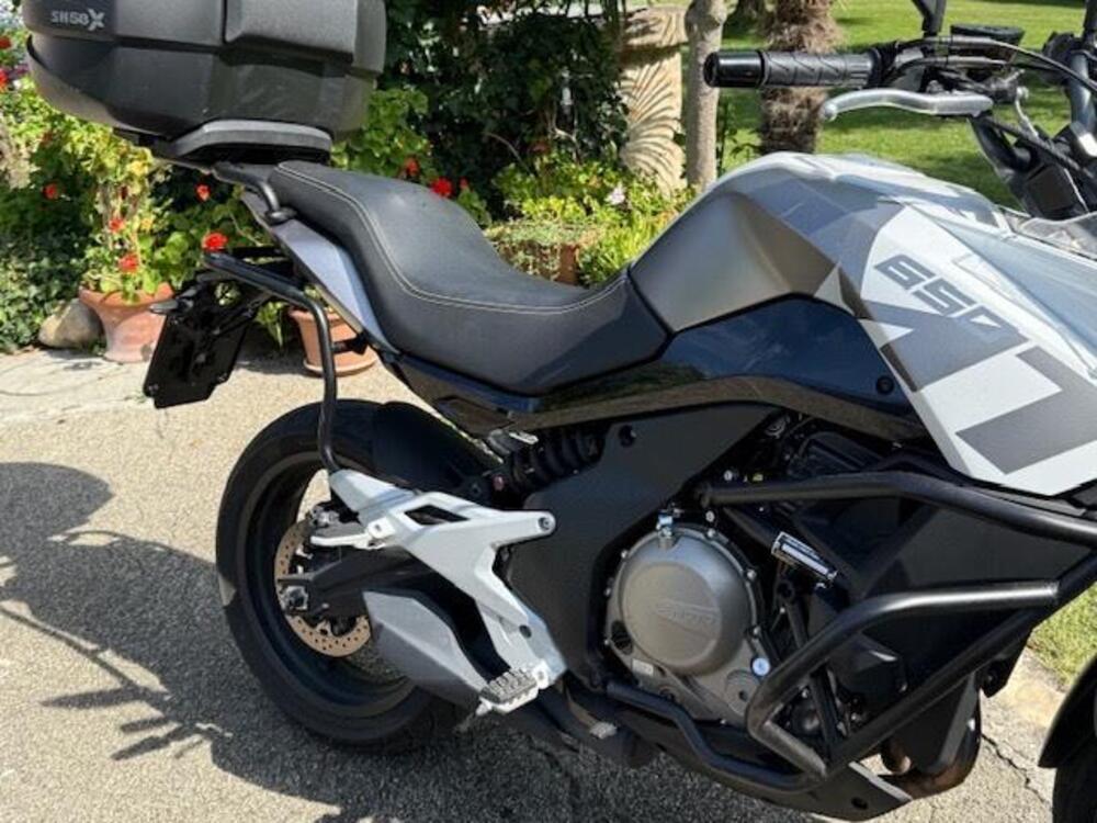 CFMOTO 650MT (2021 - 24) (4)