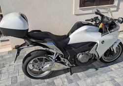 Honda VFR 1200 F ABS (2009 - 16) usata