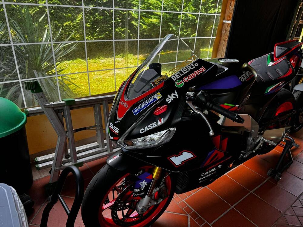 Aprilia RSV4 1100 (2021 - 24) (4)