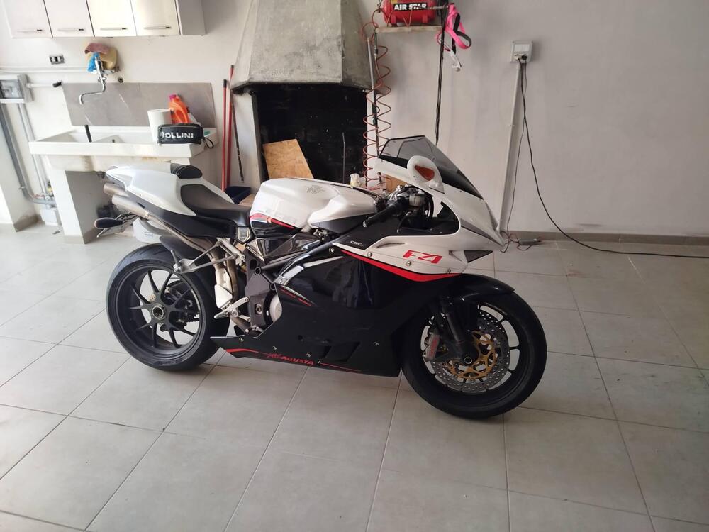 MV Agusta F4 1078 312 RR (2008 - 11)