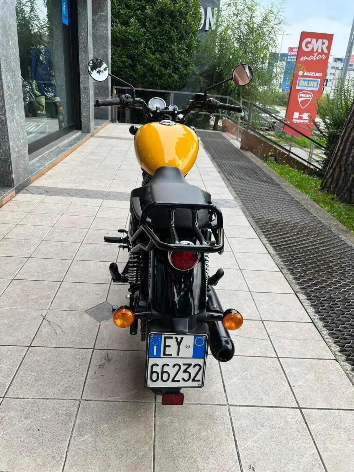 Royal Enfield Meteor 350 (2021 - 26) (4)