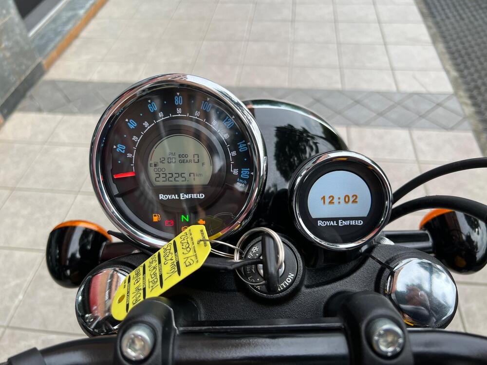 Royal Enfield Meteor 350 Fireball (2021 - 25) (5)