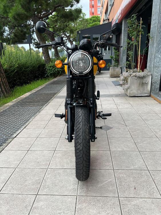 Royal Enfield Meteor 350 Fireball (2021 - 25) (3)