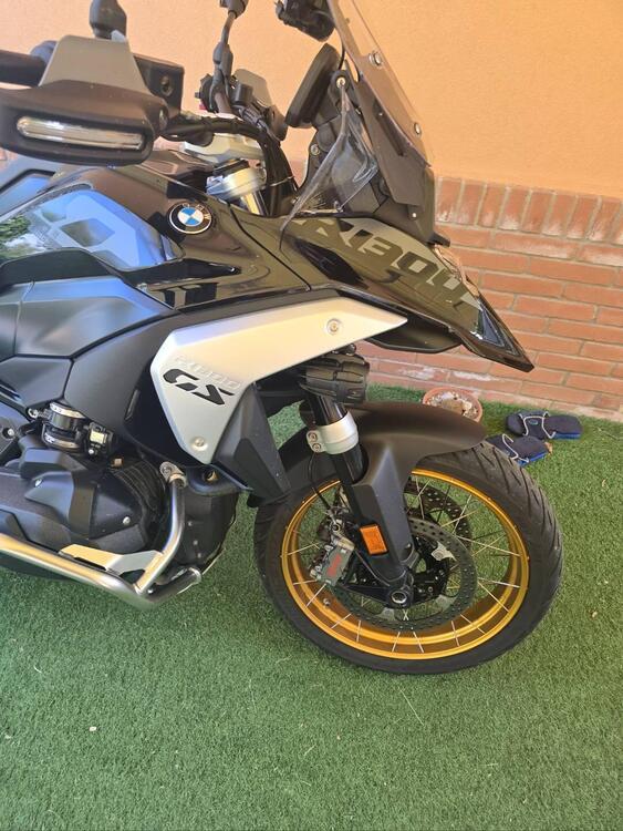 Bmw R 1300 GS Triple Black (2023 - 25) (2)