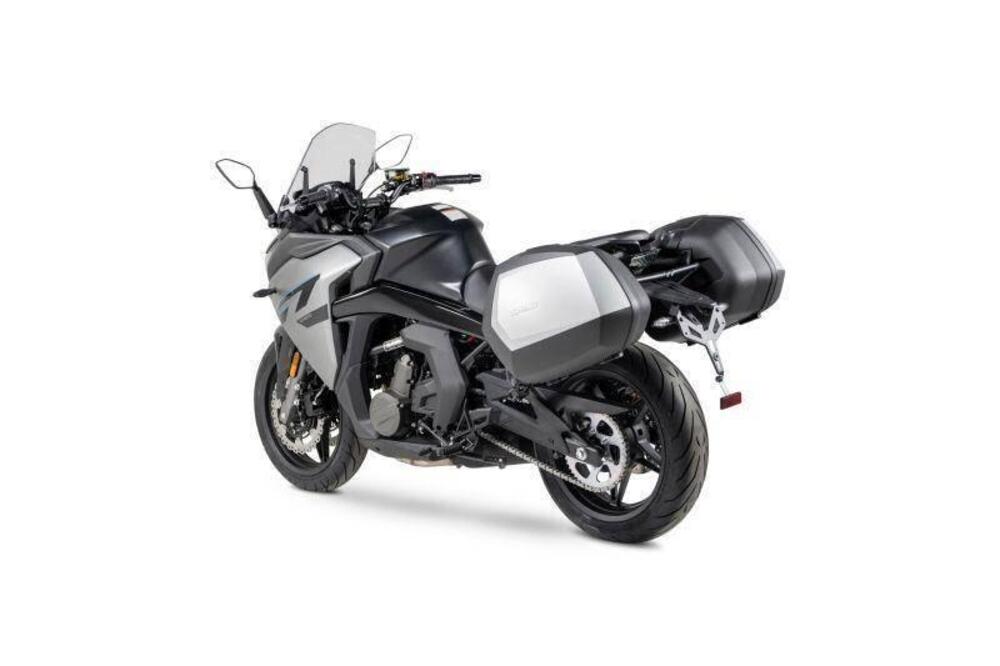 CFMOTO 650GT (2021 - 25) (4)