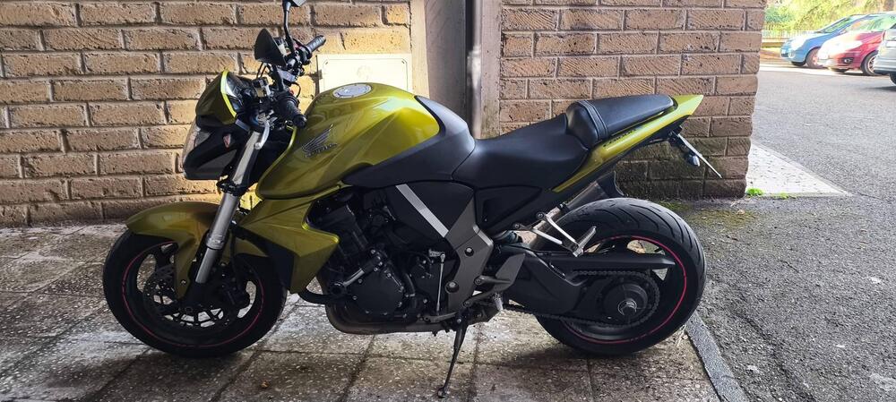 Honda CB 1000 R (2008 - 10) (2)