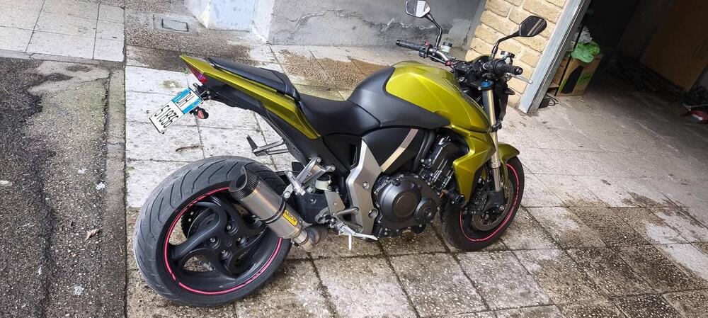 Honda CB 1000 R (2008 - 10) (4)