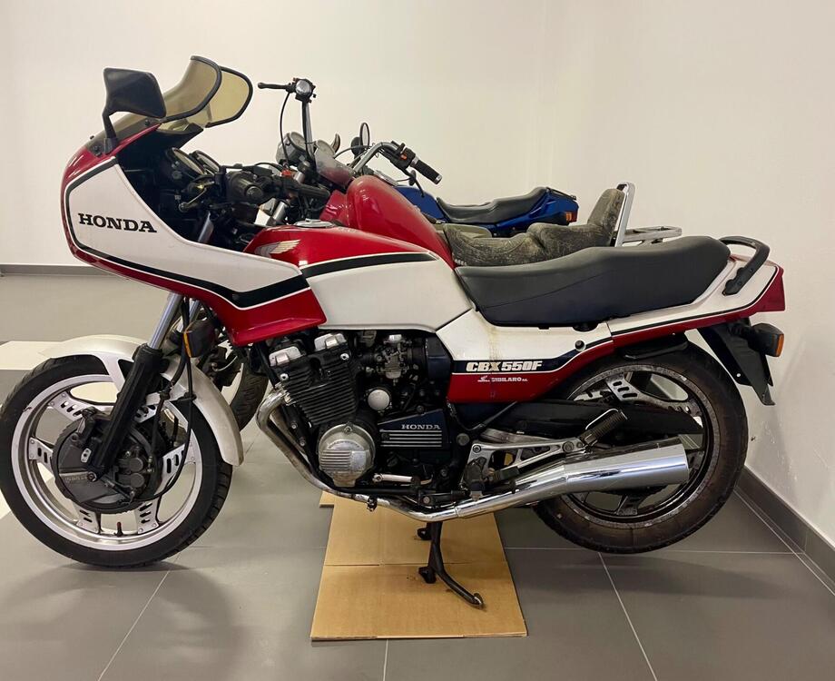 Honda Cbx550F