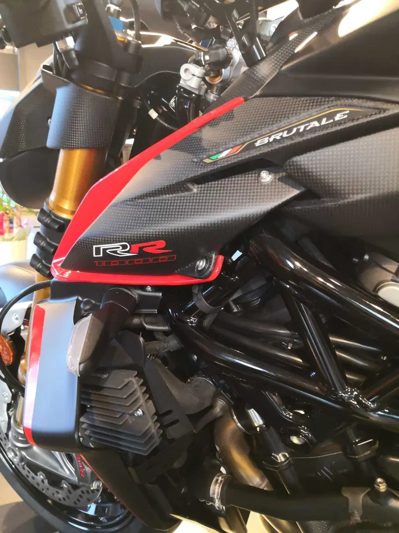 MV Agusta Brutale 1000 RR (2021 - 25) (3)