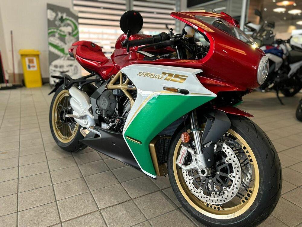 MV Agusta Superveloce 800 S (2021 - 25) (2)