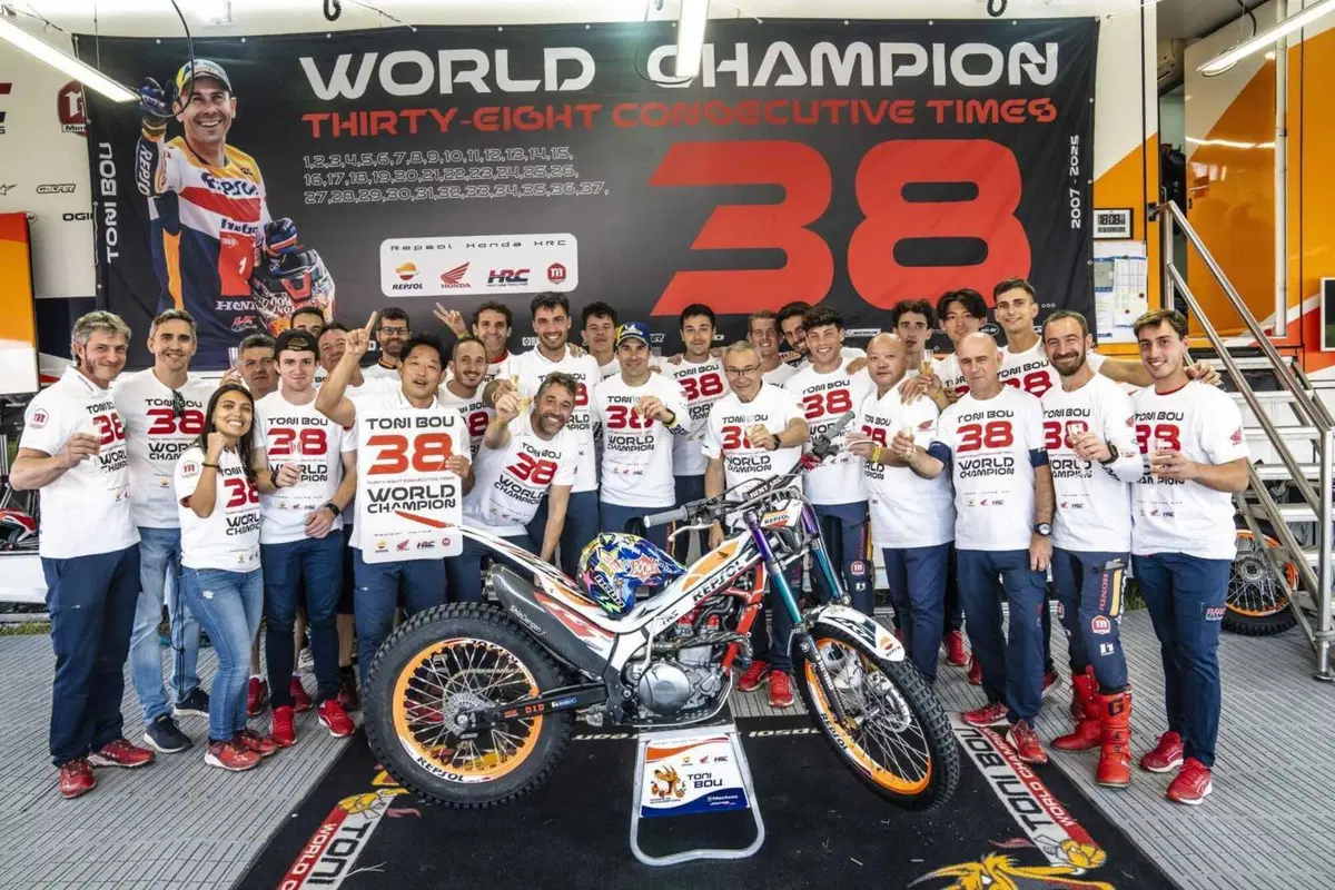 Toni Bou. 38 anni, 38 Titoli di Campione del Mondo. Dove andremo a finire? (12)