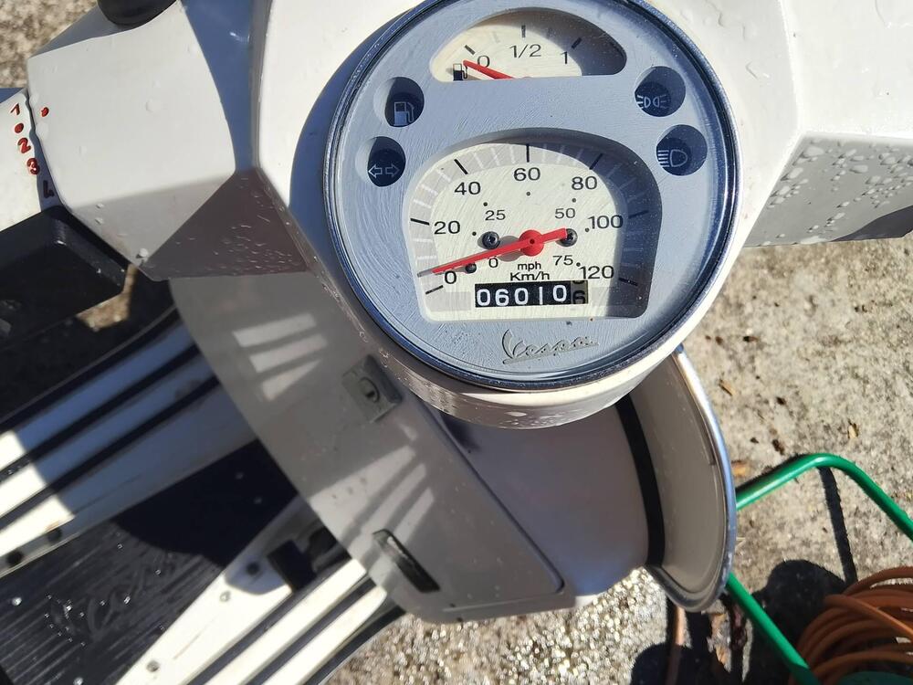 Piaggio Vespa 150 PX MA a.e. (5)