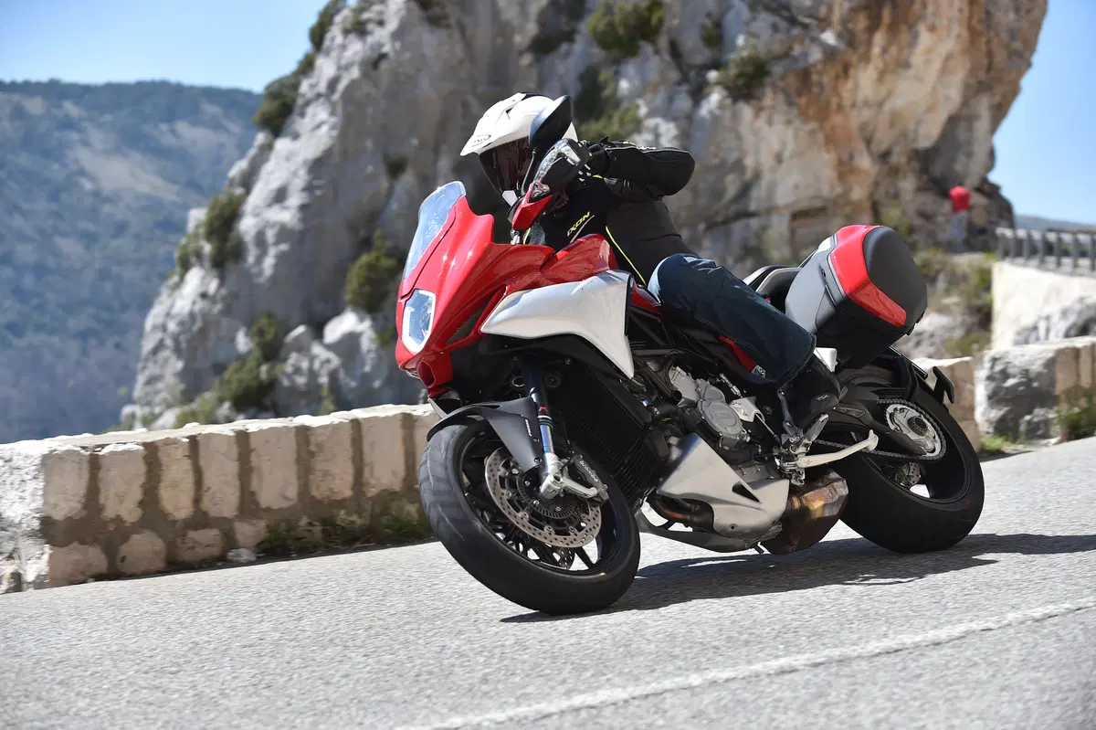 MV Agusta Turismo Veloce 800