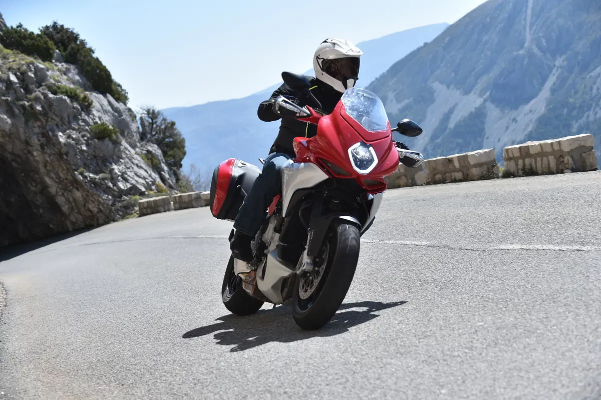 MV Agusta Turismo Veloce 800 (5)