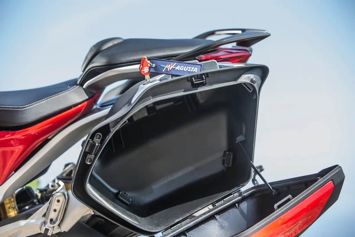 MV Agusta Turismo Veloce 800 (28)