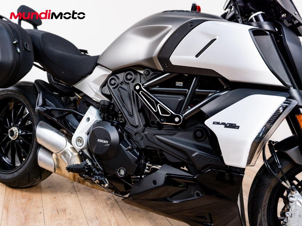 Ducati Diavel 1260 Lamborghini (2021) (5)