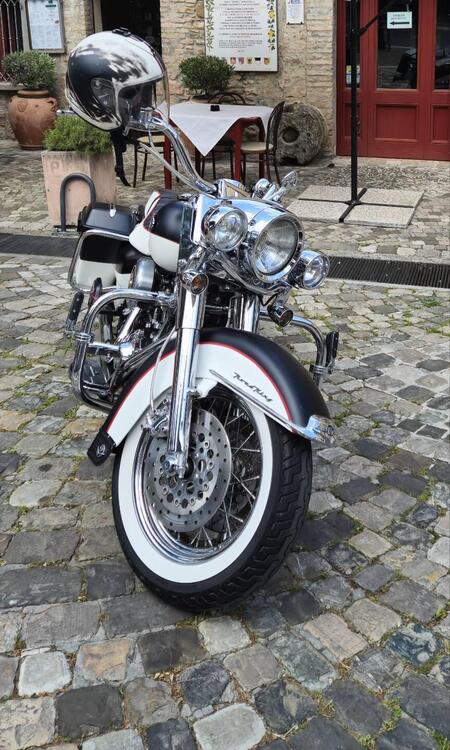 Harley-Davidson 1450 Road King Classic (1999 - 02) - FLHRCI