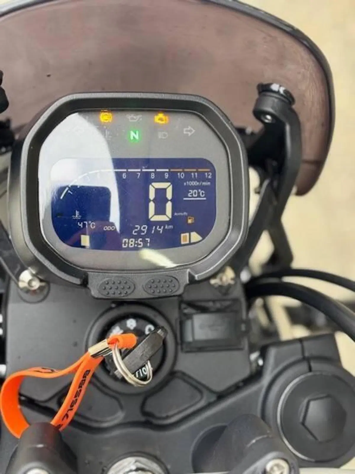 Voge Trofeo 300ACX Scrambler (2021 - 26) (8)