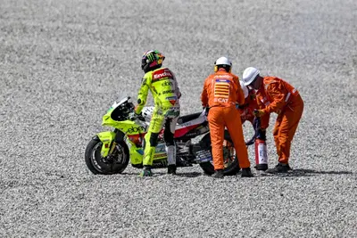 MotoGP 2025. Franco Morbidelli sanzionato dopo la caduta al Gran Premio della Catalogna