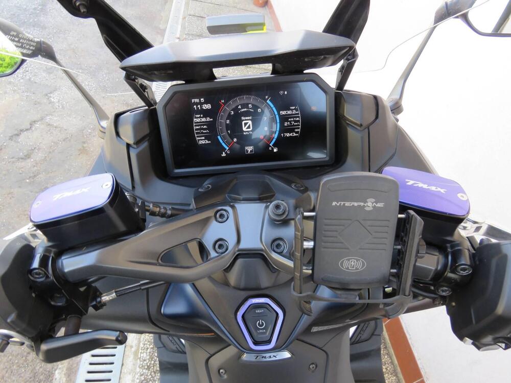 Yamaha T-Max 560 (2022 - 24) (3)