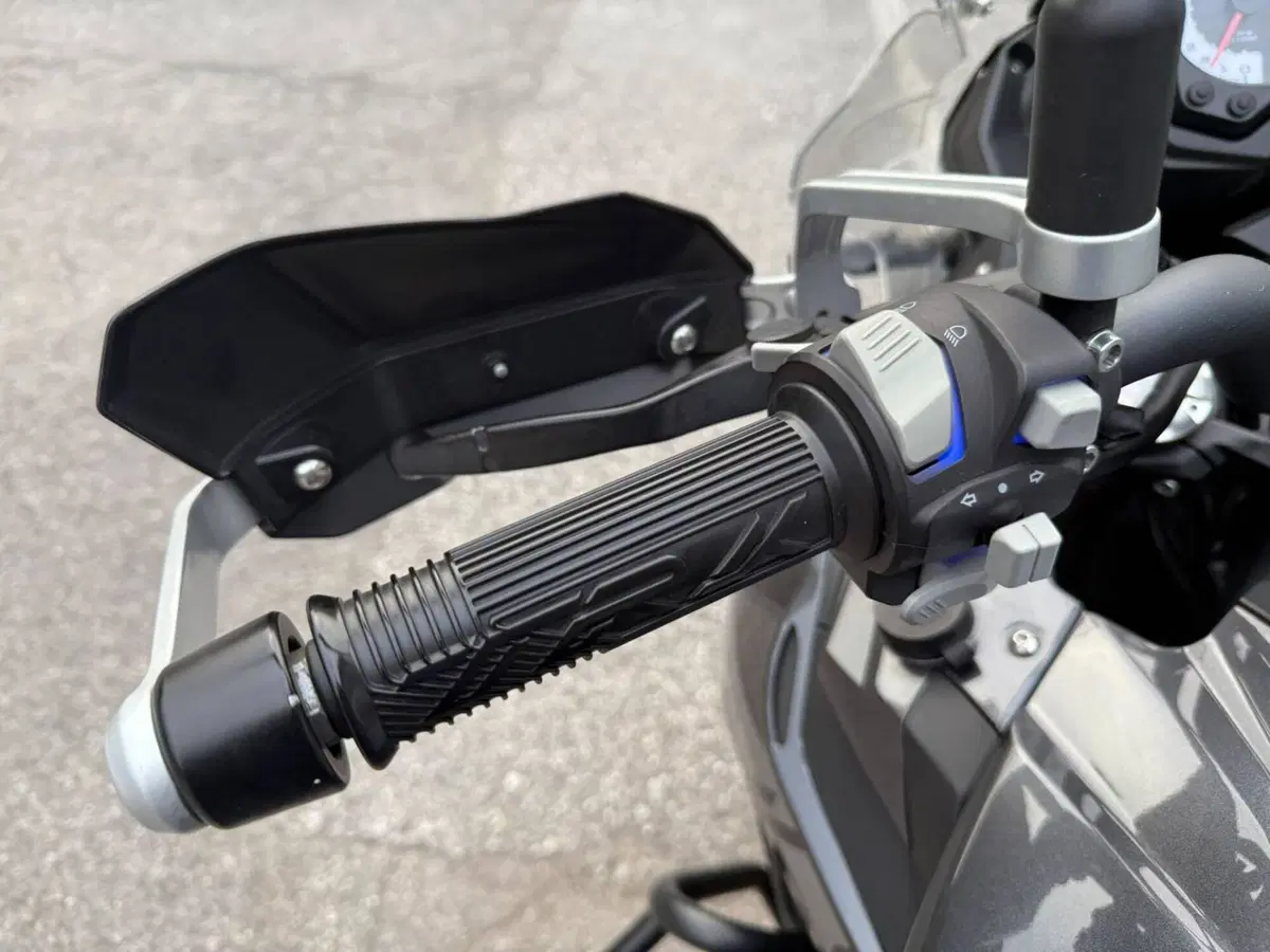 Benelli TRK 502X (2021 - 26) (7)