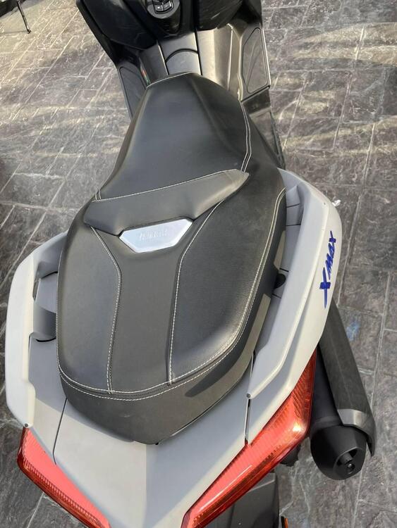 Yamaha X-Max 300 (2021 - 24) (2)