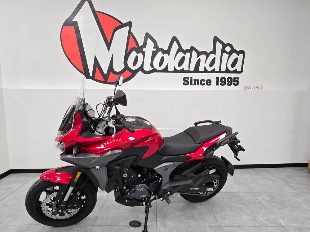 Cyclone RX650 (2025) (2)