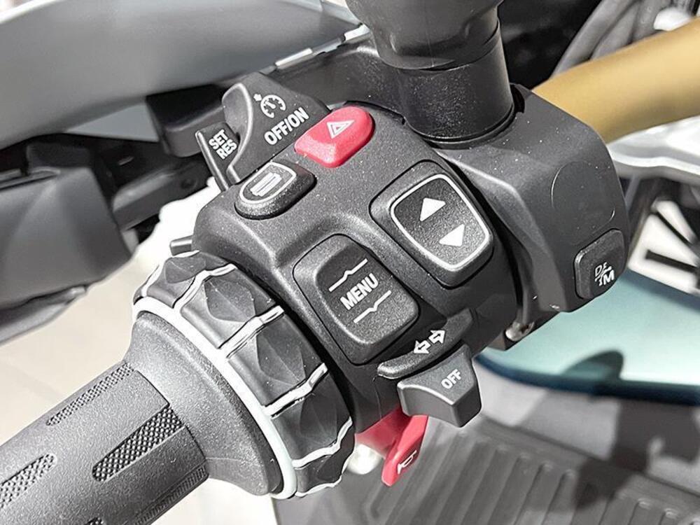 Bmw R 1300 GS Adventure (2025) (4)