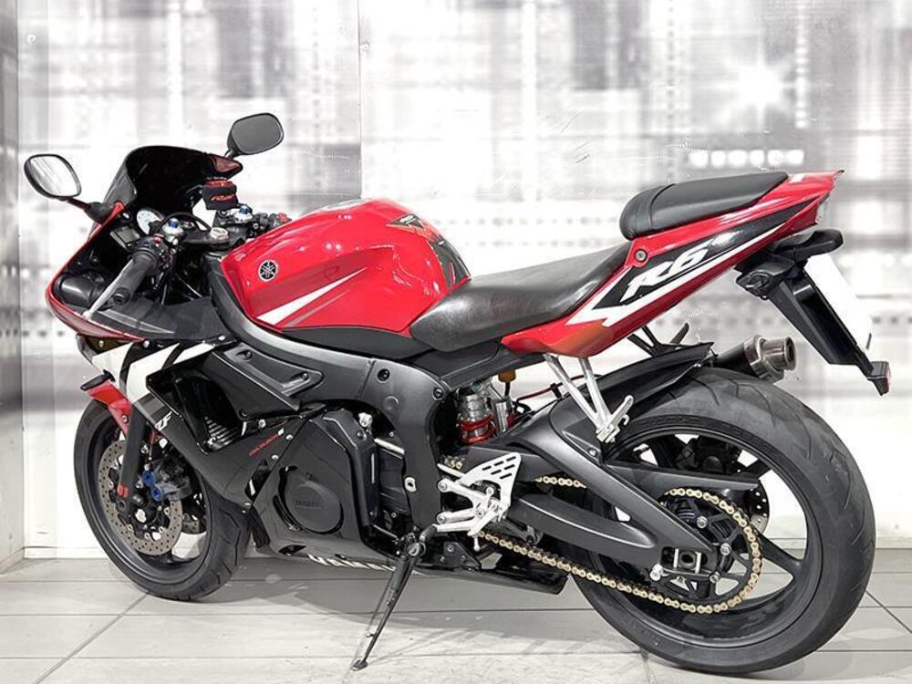 Yamaha YZF R6 (2003 - 04) (2)