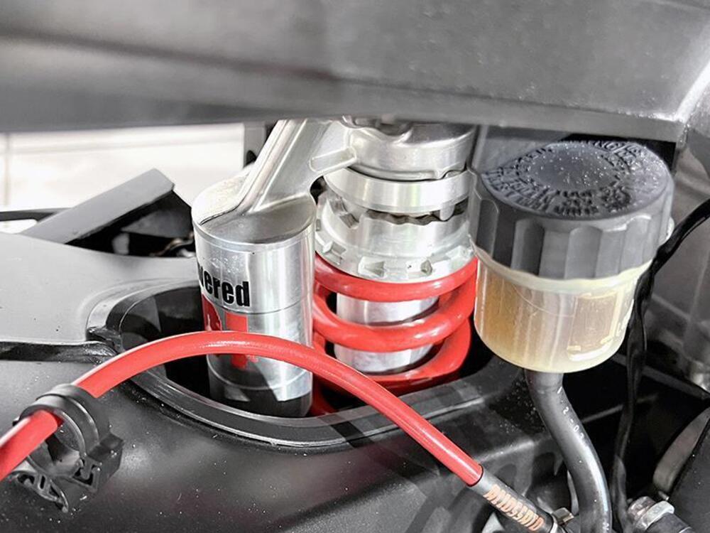 Yamaha YZF R6 (2003 - 04) (4)