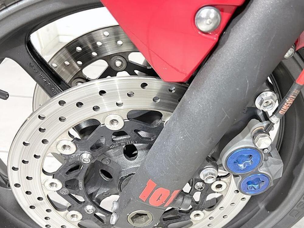 Yamaha YZF R6 (2003 - 04) (5)