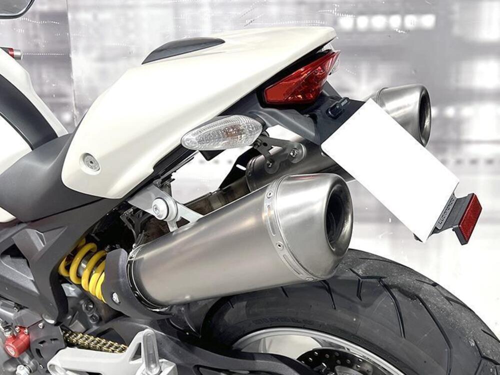 Ducati Monster 1100 (2009 -10) (4)