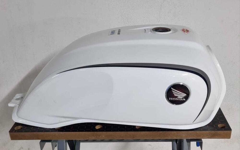 Honda CB 1100 EX 2015 serbatoio