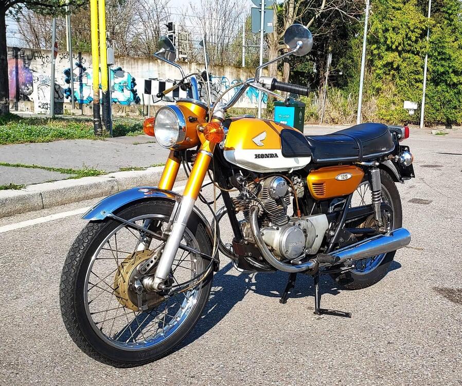 Honda CB 125 K4 (twin) (5)