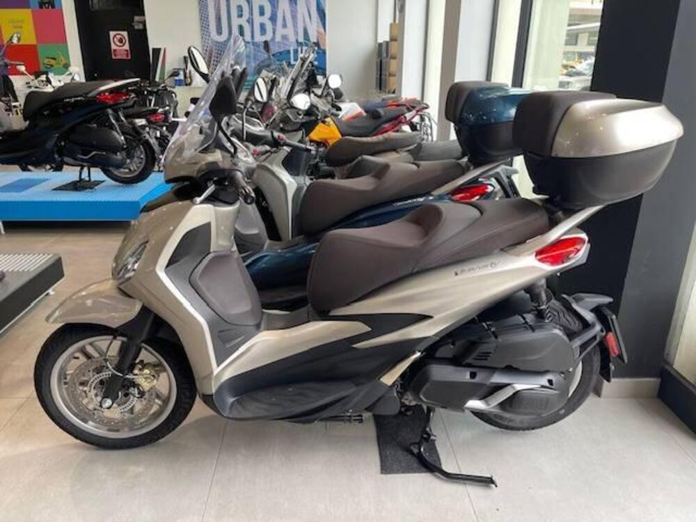 Piaggio Beverly 400 (2025) (3)