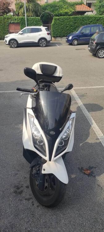 Kymco Downtown 300i ABS (2009 - 17) (2)