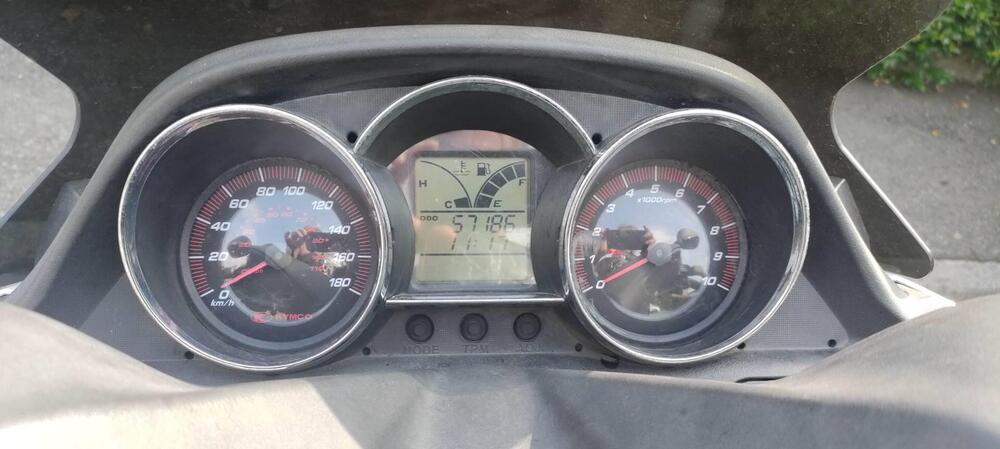 Kymco Downtown 300i ABS (2009 - 17) (4)