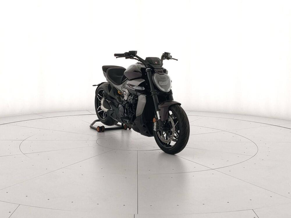 Ducati XDiavel V4 (2025) (2)