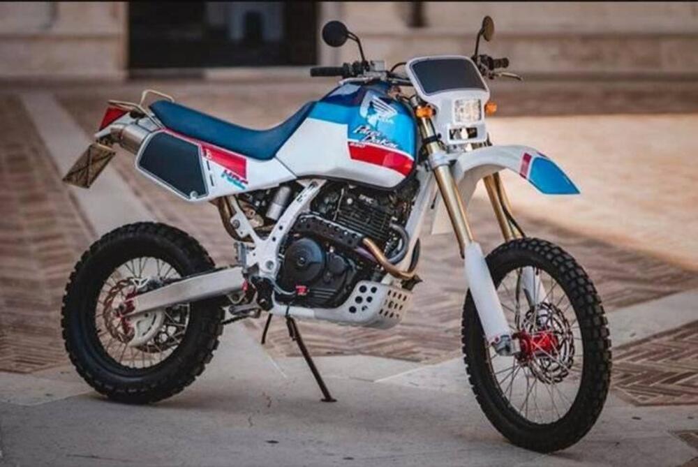 Honda NX 650 Dominator (1996 - 02)