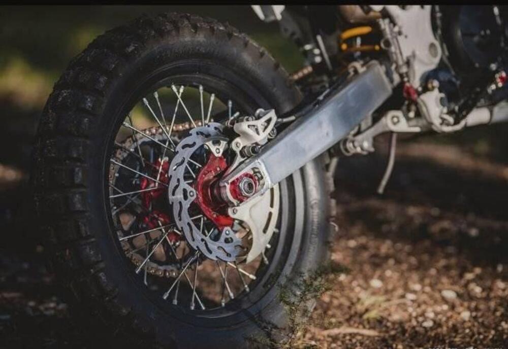 Honda NX 650 Dominator (1996 - 02) (2)