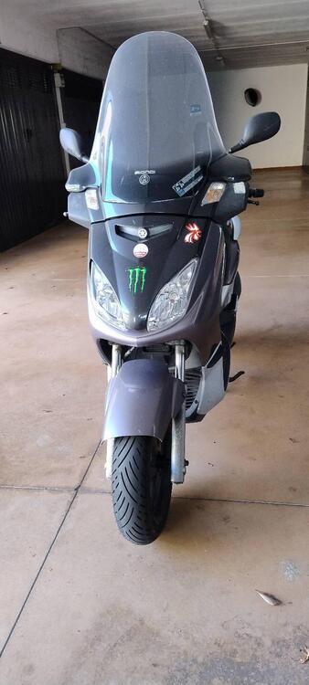 Yamaha X-Max 250 (2005 - 07) (3)