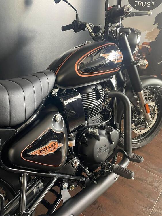 Royal Enfield Bullet 350 (2024 - 25) (2)