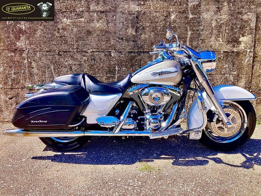 Harley-Davidson 1690 Road King Custom (2007) - FLHRS