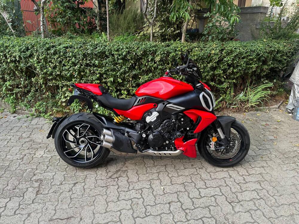 Ducati Diavel V4 (2023 - 25)